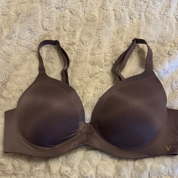 Victoria's Secret Rich Purple Bra 34D - Picture 1 of 6